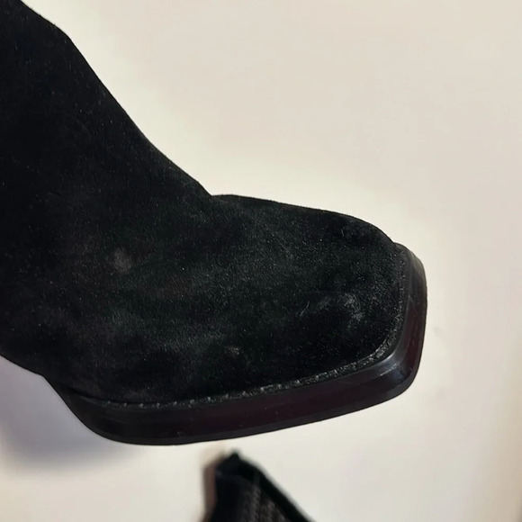 Vince Camuto Astenna Studded square toe suede boots - Picture 4 of 7